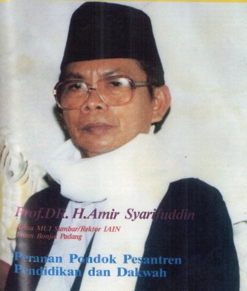 Ketum MUI Sumbar Buya Amir Syarifuddin periode 1988-1992